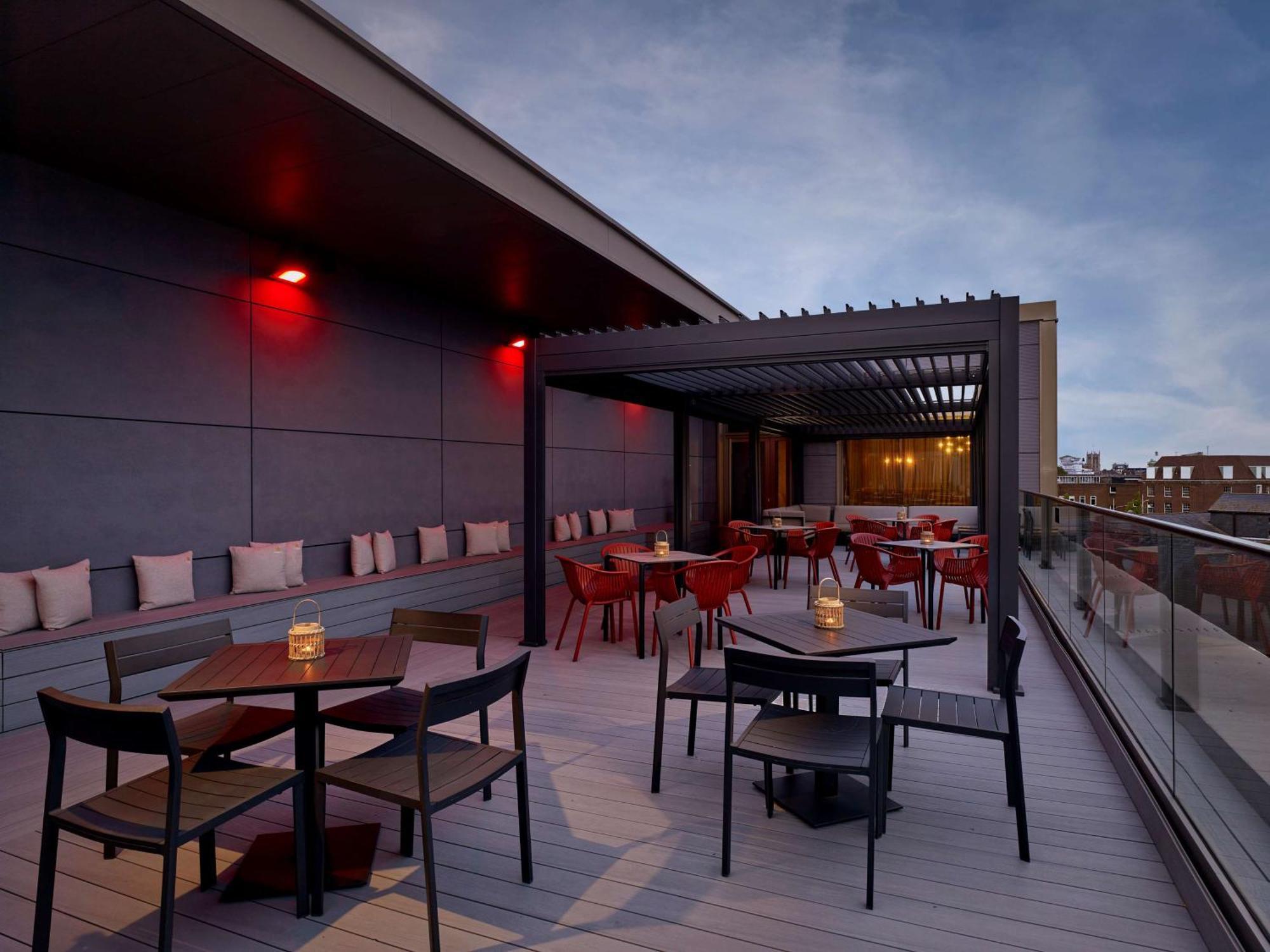 Doubletree By Hilton Hull Hotel Kingston upon Hull Exterior photo